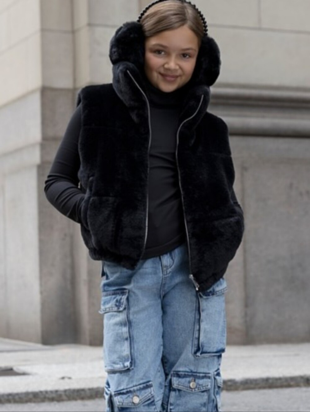 UKids Black Faux Fur Vest Jacket Full Zip High Neck Puffer Girls Medium 10 12